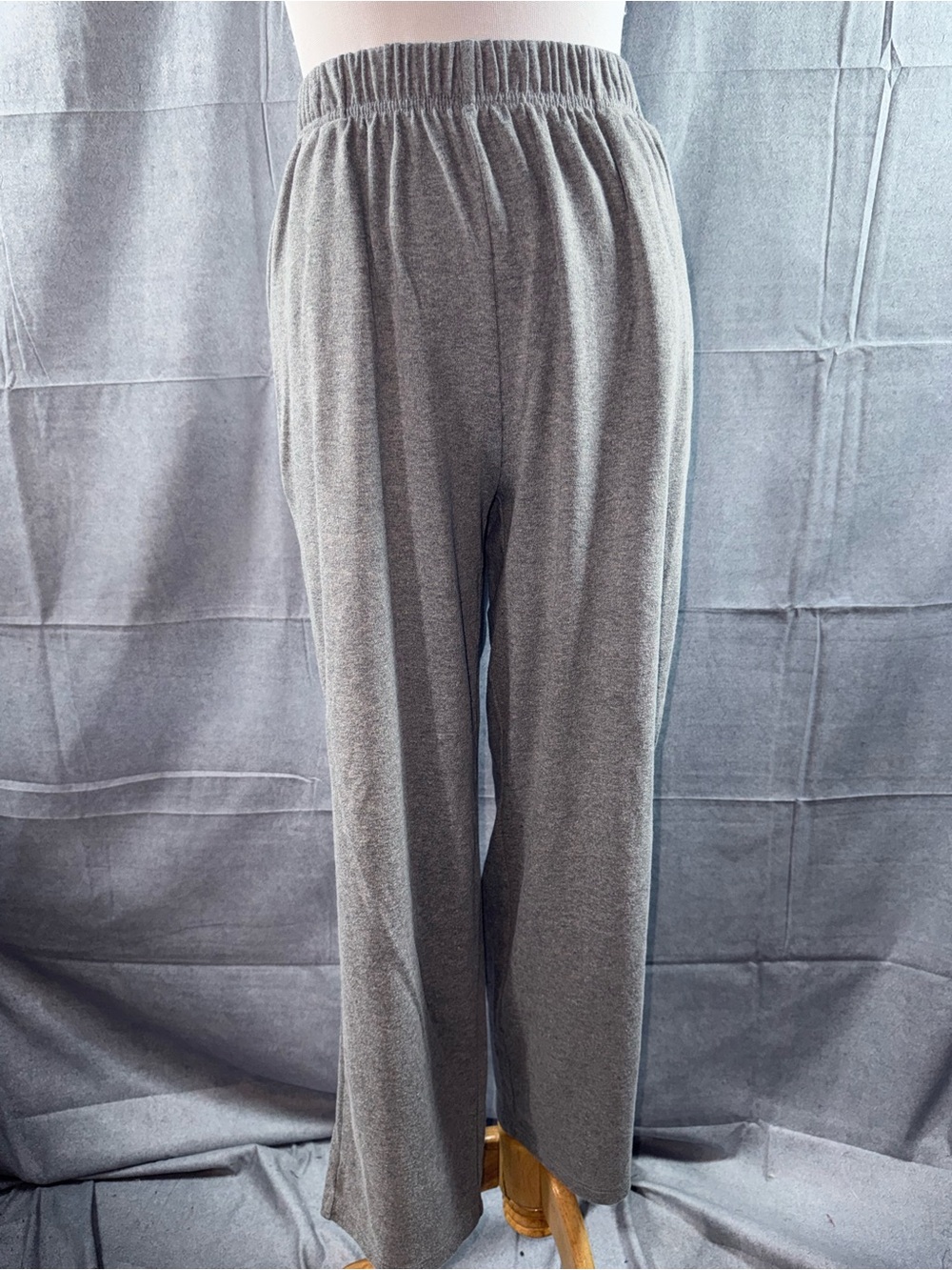 3092-Woman Within Gray Elastic-Waist Wide-Leg Track Pants